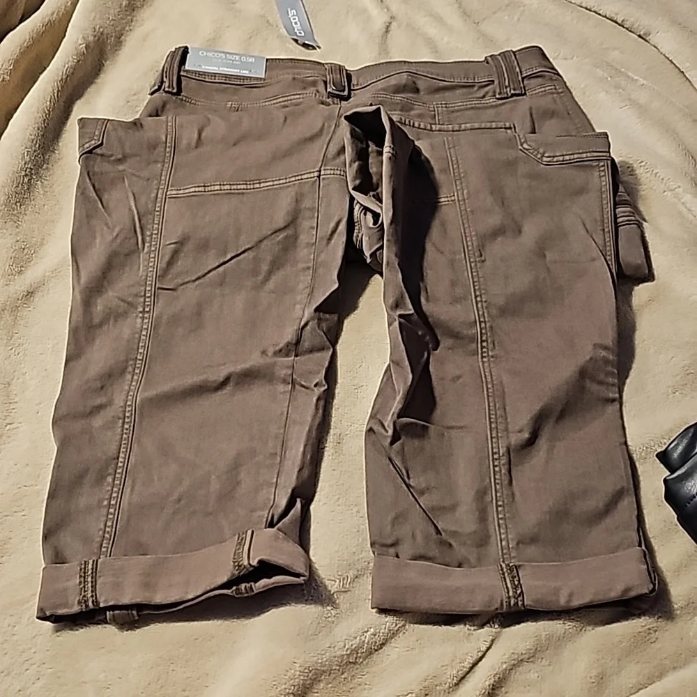 Pants - Picture 2 of 6